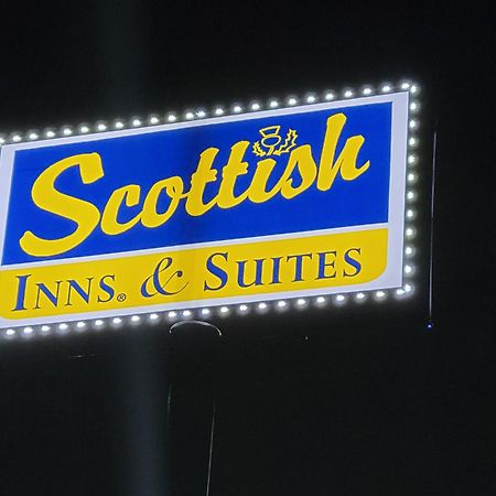 Scottish Inn & Suites Hankamer Exterior foto